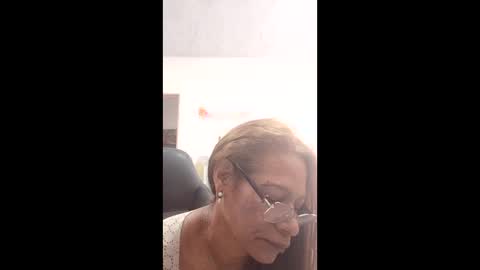 Smileth online show from February 12, 2026, 1:17 pm