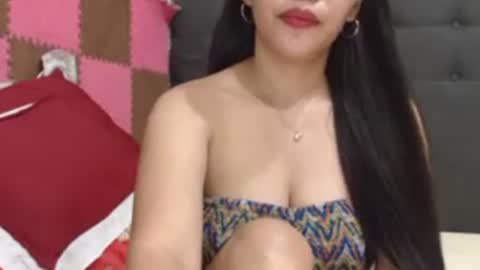 smilingbutt online show from June 22, 2026, 12:24 am