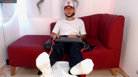 777 online show from April 8, 2026, 11:48 pm