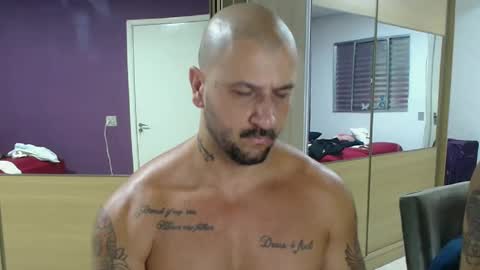 Snapshot of smithduke chatting on February 18, 2025, 2:38 am smithduke online show from February 18, 2025, 2:38 am