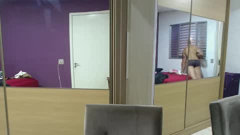 Snapshot of smithduke chatting on February 19, 2025, 3:05 pm smithduke online show from February 19, 2025, 3:05 pm