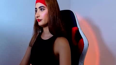 S A L O M M E online show from November 20, 2025, 11:15 pm