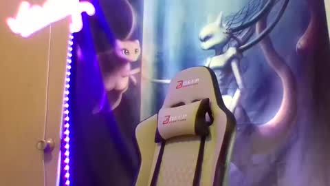 Snapshot of smokebluntafterblunt chatting on April 8, 2026, 1:16 am smoke online show from April 8, 2026, 1:16 am