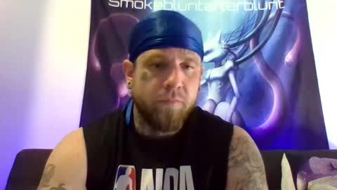 Snapshot of smokebluntafterblunt chatting on April 28, 2026, 2:27 am smoke online show from April 28, 2026, 2:27 am