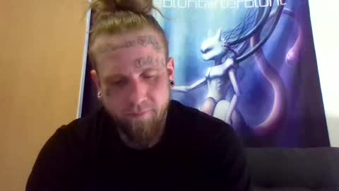 Snapshot of smokebluntafterblunt chatting on May 10, 2026, 2:39 am smoke online show from May 10, 2026, 2:39 am