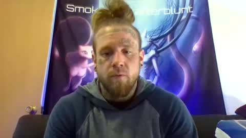 Snapshot of smokebluntafterblunt chatting on May 13, 2026, 2:03 pm smoke online show from May 13, 2026, 2:03 pm