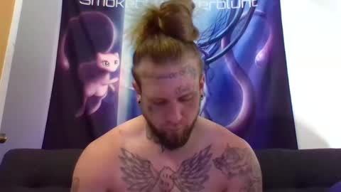 Snapshot of smokebluntafterblunt chatting on May 19, 2026, 1:00 am smoke online show from May 19, 2026, 1:00 am