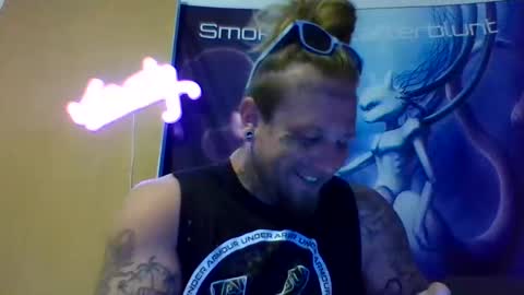 Snapshot of smokebluntafterblunt chatting on May 27, 2026, 12:29 am smoke online show from May 27, 2026, 12:29 am