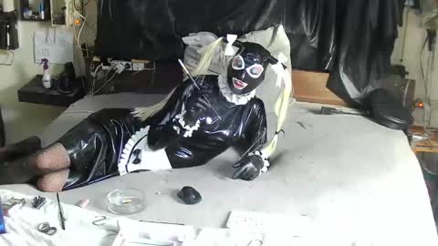 smokeslut365 online show from February 15, 2026, 9:30 am