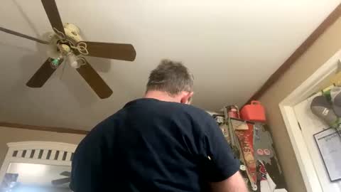 smokeymt420 online show from February 16, 2025, 3:38 pm