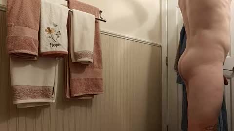 Snapshot of smokysmilez chatting on November 17, 2025, 7:03 am SmokeySmilez online show from November 17, 2025, 7:03 am