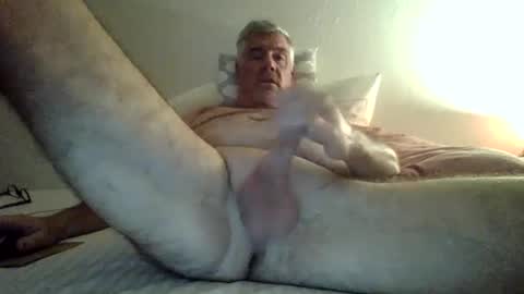 Snapshot of smoochy5jake chatting on April 10, 2026, 9:19 pm Jake online show from April 10, 2026, 9:19 pm