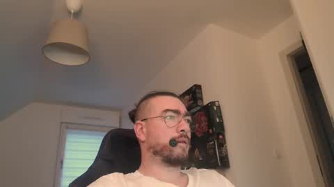 AllDayIDream online show from December 4, 2024, 7:06 am