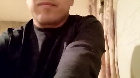 Snapshot of smoothstrik3r chatting on December 27, 2024, 1:43 am smoothstrik3r online show from December 27, 2024, 1:43 am