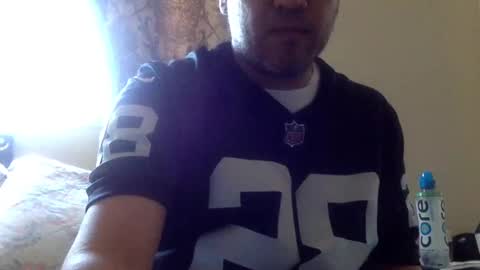 Snapshot of smoothstrik3r chatting on January 10, 2025, 8:37 pm smoothstrik3r online show from January 10, 2025, 8:37 pm