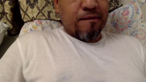 Snapshot of smoothstrik3r chatting on February 6, 2025, 1:32 pm smoothstrik3r online show from February 6, 2025, 1:32 pm