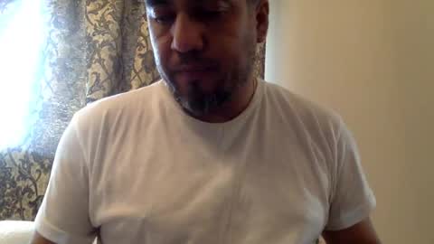 Snapshot of smoothstrik3r chatting on February 7, 2025, 7:38 pm smoothstrik3r online show from February 7, 2025, 7:38 pm