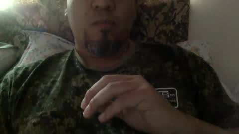 Snapshot of smoothstrik3r chatting on February 11, 2025, 1:10 am smoothstrik3r online show from February 11, 2025, 1:10 am