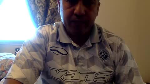 smoothstrik3r online show from February 21, 2025, 6:04 pm