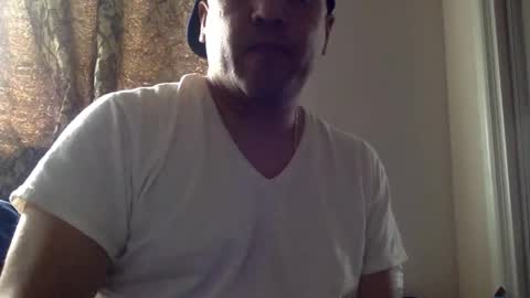 Snapshot of smoothstrik3r chatting on February 28, 2025, 8:39 pm smoothstrik3r online show from February 28, 2025, 8:39 pm