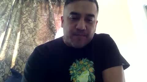 Snapshot of smoothstrik3r chatting on November 1, 2025, 8:44 pm smoothstrik3r online show from November 1, 2025, 8:44 pm