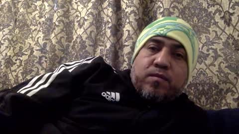 Snapshot of smoothstrik3r chatting on December 1, 2025, 2:33 pm smoothstrik3r online show from December 1, 2025, 2:33 pm