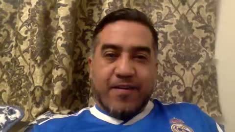 Snapshot of smoothstrik3r chatting on February 5, 2026, 2:33 pm smoothstrik3r online show from February 5, 2026, 2:33 pm