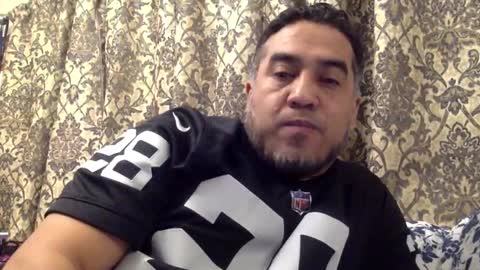 Snapshot of smoothstrik3r chatting on February 8, 2026, 2:20 pm smoothstrik3r online show from February 8, 2026, 2:20 pm