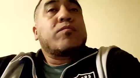 Snapshot of smoothstrik3r chatting on February 14, 2026, 5:59 am smoothstrik3r online show from February 14, 2026, 5:59 am