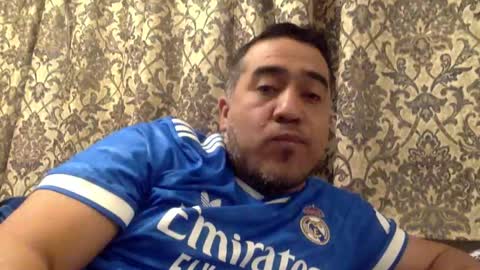 Snapshot of smoothstrik3r chatting on February 25, 2026, 2:05 pm smoothstrik3r online show from February 25, 2026, 2:05 pm