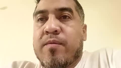 Snapshot of smoothstrik3r chatting on March 15, 2026, 5:35 am smoothstrik3r online show from March 15, 2026, 5:35 am