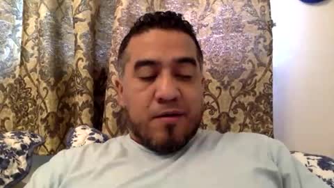 Snapshot of smoothstrik3r chatting on April 1, 2026, 5:43 pm smoothstrik3r online show from April 1, 2026, 5:43 pm