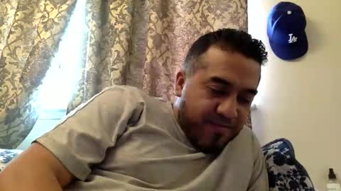 Snapshot of smoothstrik3r chatting on April 2, 2026, 5:10 pm smoothstrik3r online show from April 2, 2026, 5:10 pm