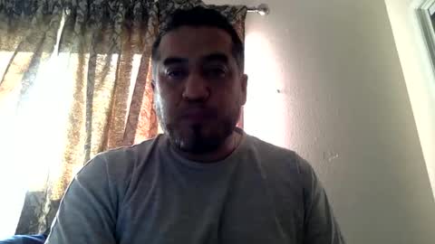 Snapshot of smoothstrik3r chatting on April 4, 2026, 11:24 pm smoothstrik3r online show from April 4, 2026, 11:24 pm