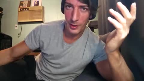 Snackyyyy online show from March 4, 2026, 2:06 am