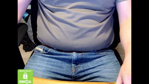 Snapshot of sneakybill82 chatting on January 5, 2025, 6:35 pm Sneakybill online show from January 5, 2025, 6:35 pm