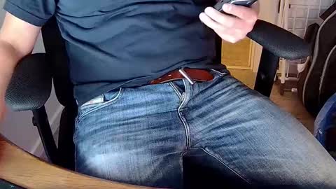 Snapshot of sneakybill82 chatting on September 23, 2025, 7:50 pm Sneakybill online show from September 23, 2025, 7:50 pm