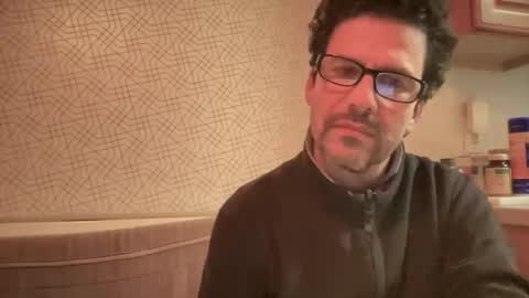 Snapshot of snfrisco76 chatting on February 19, 2026, 8:43 am snfrisco76 online show from February 19, 2026, 8:43 am