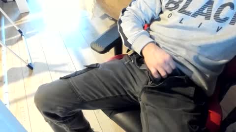 Snapshot of snip1977 chatting on January 22, 2025, 2:14 pm snip1977 online show from January 22, 2025, 2:14 pm