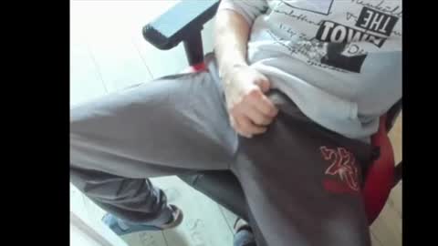 Snapshot of snip1977 chatting on March 6, 2025, 8:41 am snip1977 online show from March 6, 2025, 8:41 am