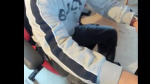 Snapshot of snip1977 chatting on October 6, 2025, 10:45 am snip1977 online show from October 6, 2025, 10:45 am