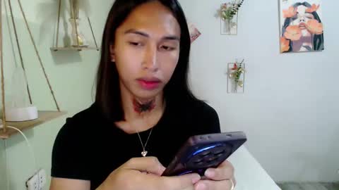 snow_2000 online show from April 5, 2026, 5:04 am