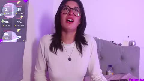 IG     OF red moonn online show from October 17, 2025, 5:21 am