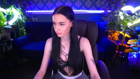 Snapshot of snow_whiteeex chatting on January 11, 2025, 5:07 pm snow_whiteeex online show from January 11, 2025, 5:07 pm