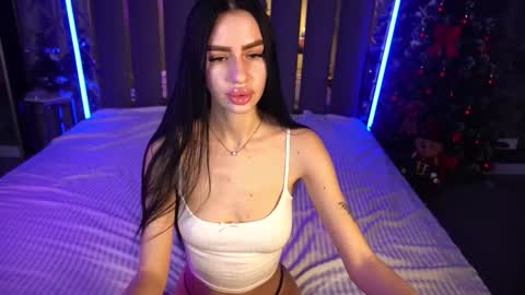 snow_whiteeex online show from December 20, 2025, 6:42 am