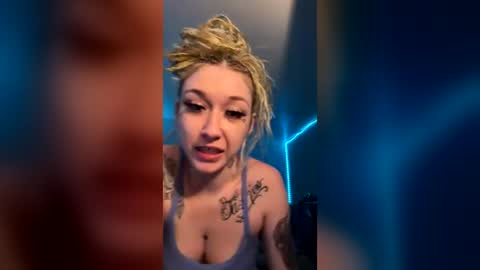 Snapshot of snowbunnyxo_ chatting on July 8, 2026, 4:39 am snowbunnyxo_ online show from July 8, 2026, 4:39 am