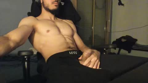 snxrzs online show from February 15, 2026, 11:12 pm