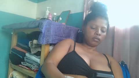 soayh89 online show from April 14, 2026, 5:13 am