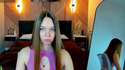 Snapshot of sofa_vleifo chatting on March 24, 2026, 1:21 am Sofa online show from March 24, 2026, 1:21 am