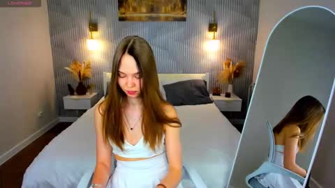 Snapshot of sofa_vleifo chatting on March 27, 2026, 1:22 am Sofa online show from March 27, 2026, 1:22 am